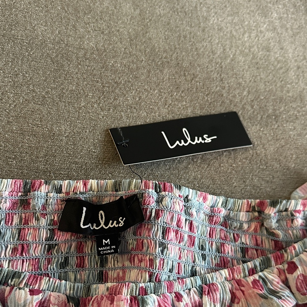 Lulu's Pink and Gray Floral Crop Top - Picture 2 of 5